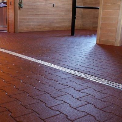 Καλή τιμή Μορφή κόκκαλων σκυλιών που ενδασφαλίζει το λαστιχένιο πατωμάτων υλικό κόκκων χαλιών SBR λαστιχένιο on-line