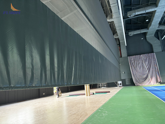 Καλή τιμή Υψηλής αντοχής υφασματική διαιρέτρια κουρτίνα για εσωτερικό εξωτερικό αθλητικό χώρο on-line