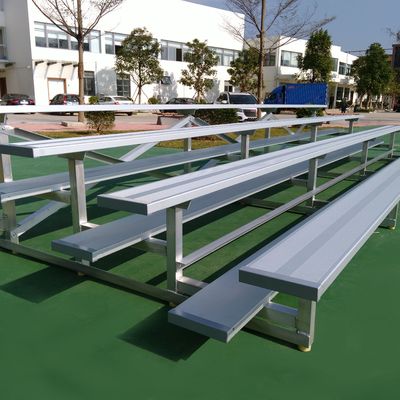 Καλή τιμή Φορητά καθίσματα λευκαντών μετάλλων, λευκαντές σταδίων αργιλίου για το ακροατήριο αθλητικών τομέων on-line