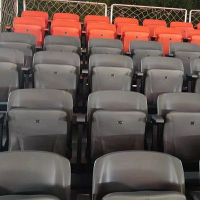 Καλή τιμή Υπαίθριο αλεξίπυρο σταδίων πλαστικό PP HDPE αθλητικών καθισμάτων υλικό on-line