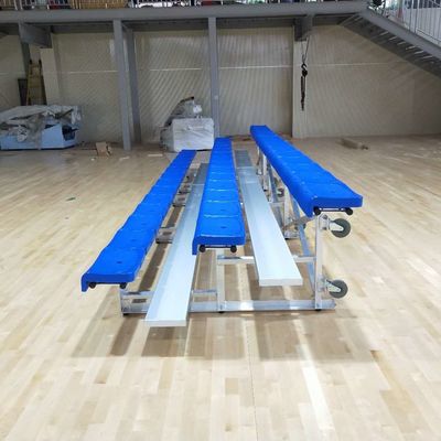 Καλή τιμή Υπαίθριοι λευκαντές μετάλλων αργιλίου 3 σειρές με τα καθίσματα για τον τομέα κατάρτισης παιδικών χαρών on-line
