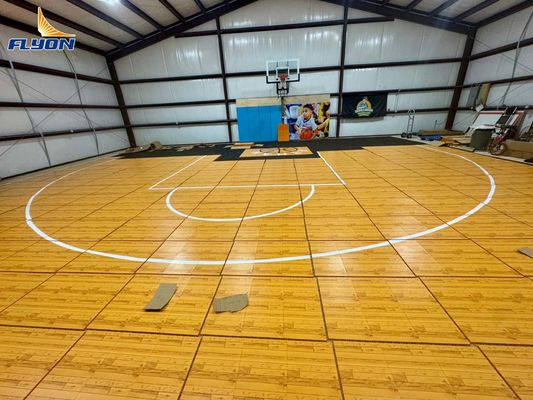 Καλή τιμή Αθλητικά πατώματα Πολυπροπυλενίου συμπολυμερούς PP πλακάκια σύστημα δαπέδου για μακροχρόνια απόδοση on-line