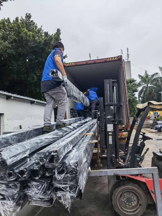 Ανθεκτικό προσαρμόσιμο ακροατήριο Σύγχρονα καθίσματα κινηματογράφου με πάνελ διαδρόμου 1